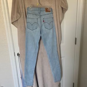 Levi’s Skinny Jeans